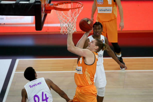 离队的潜在 离队的潜在