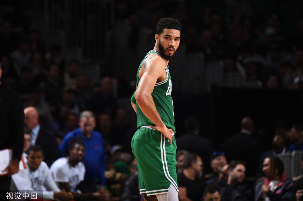 外界对她的 外界对她的